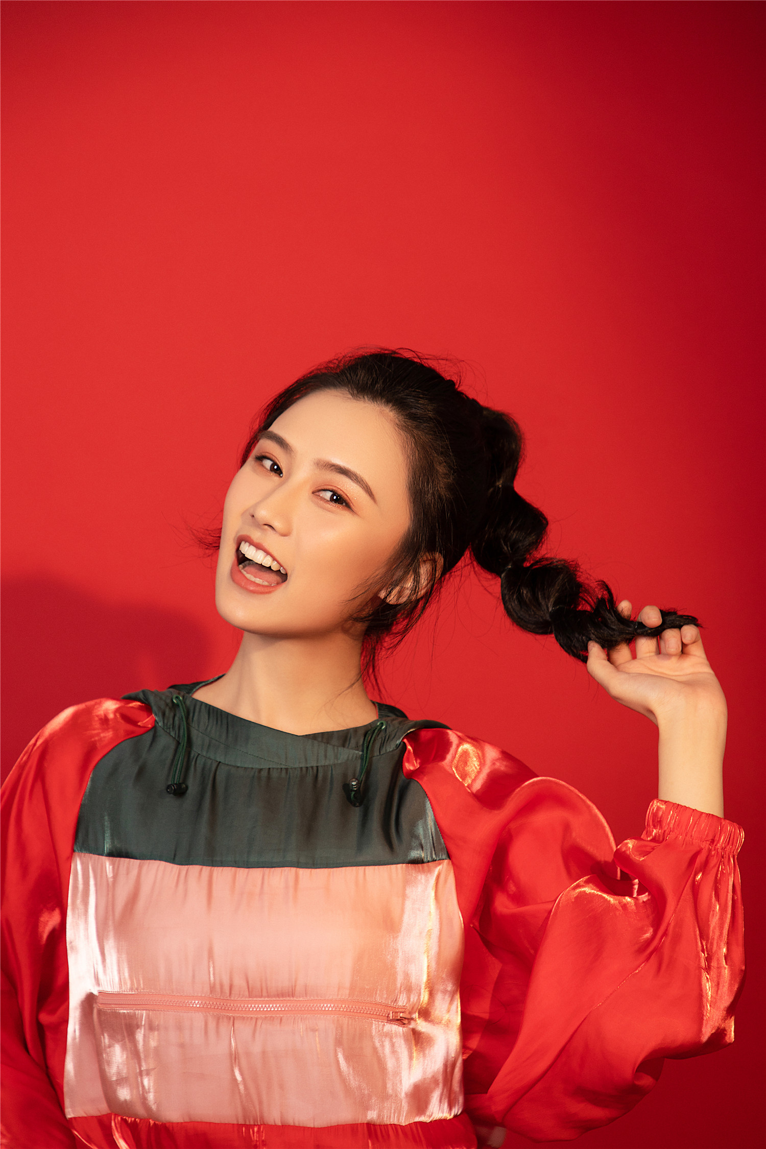 data-lemmaid="182680">浙江传媒学院表演系,中国内地影视女演员