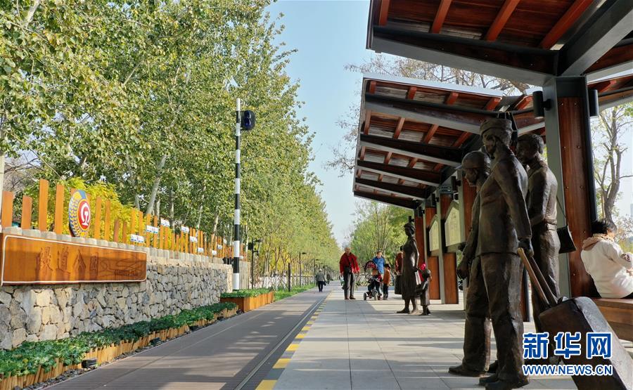  p>陈塘支线铁路公园位于天津市河西区复兴河旁的津浦(陈塘支线)铁路