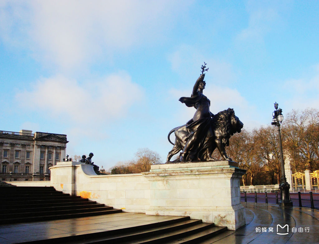 the buckingham palace