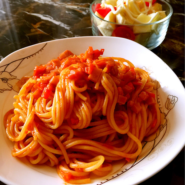 西红柿肉丁意大利面