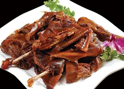 data-lemmaid="5815063">湖南酱板鸭 /a>是一道湖南常德的特色名菜