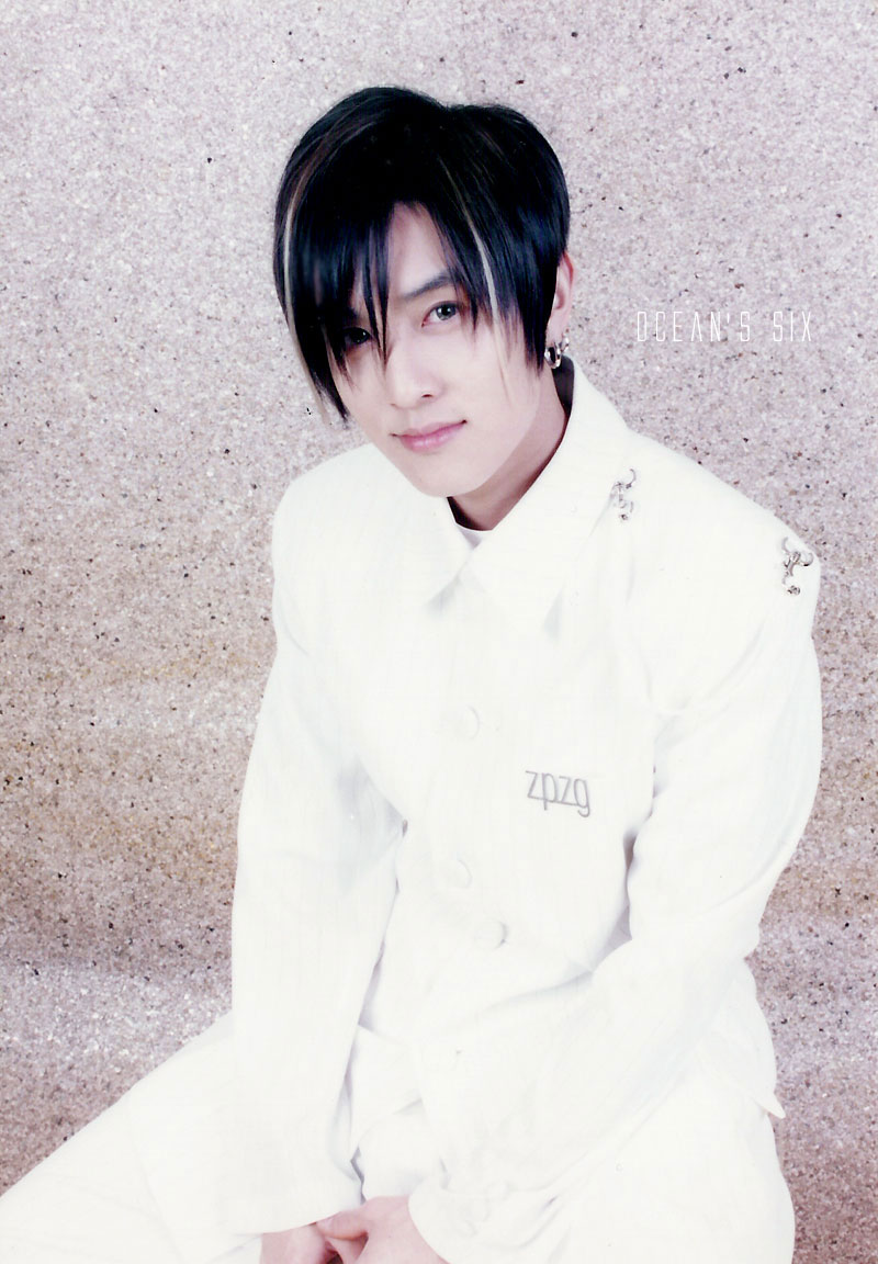  p>金东万,本名 a href="#">金烔完 /a>,韩国男子组合 a href="#">