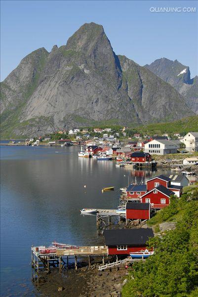 p>罗弗敦群岛(lofoten),位于挪威 a href="#" data-lemmaid="3697736