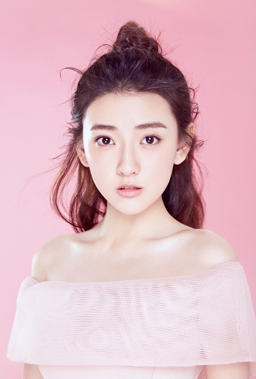  p>梁洁,1994年6月16日出生,中国内地女演员,毕业于 a target="_blank