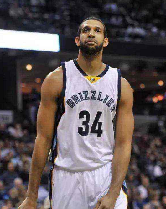  p>布兰登·赖特(brandan wright),1987年10月25日出生于 a target="