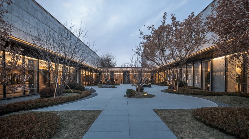  p>沈阳龙湖·云峰原著,择址沈阳城市新中心——新市府板块,园区内