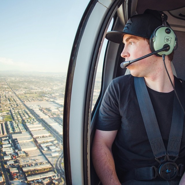  p>哈德维尔(hardwell),原名罗伯特·范·德·科尔皮特(robbert van