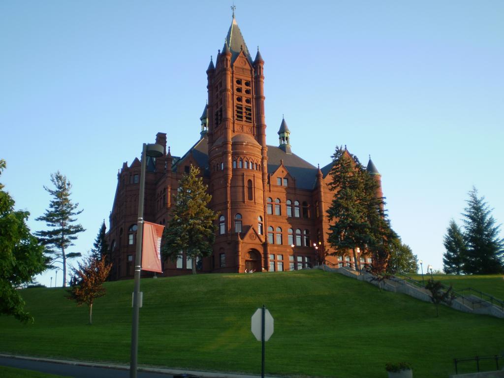  p>雪城大学(syracuse university),成立于1870年,坐落于 a target="