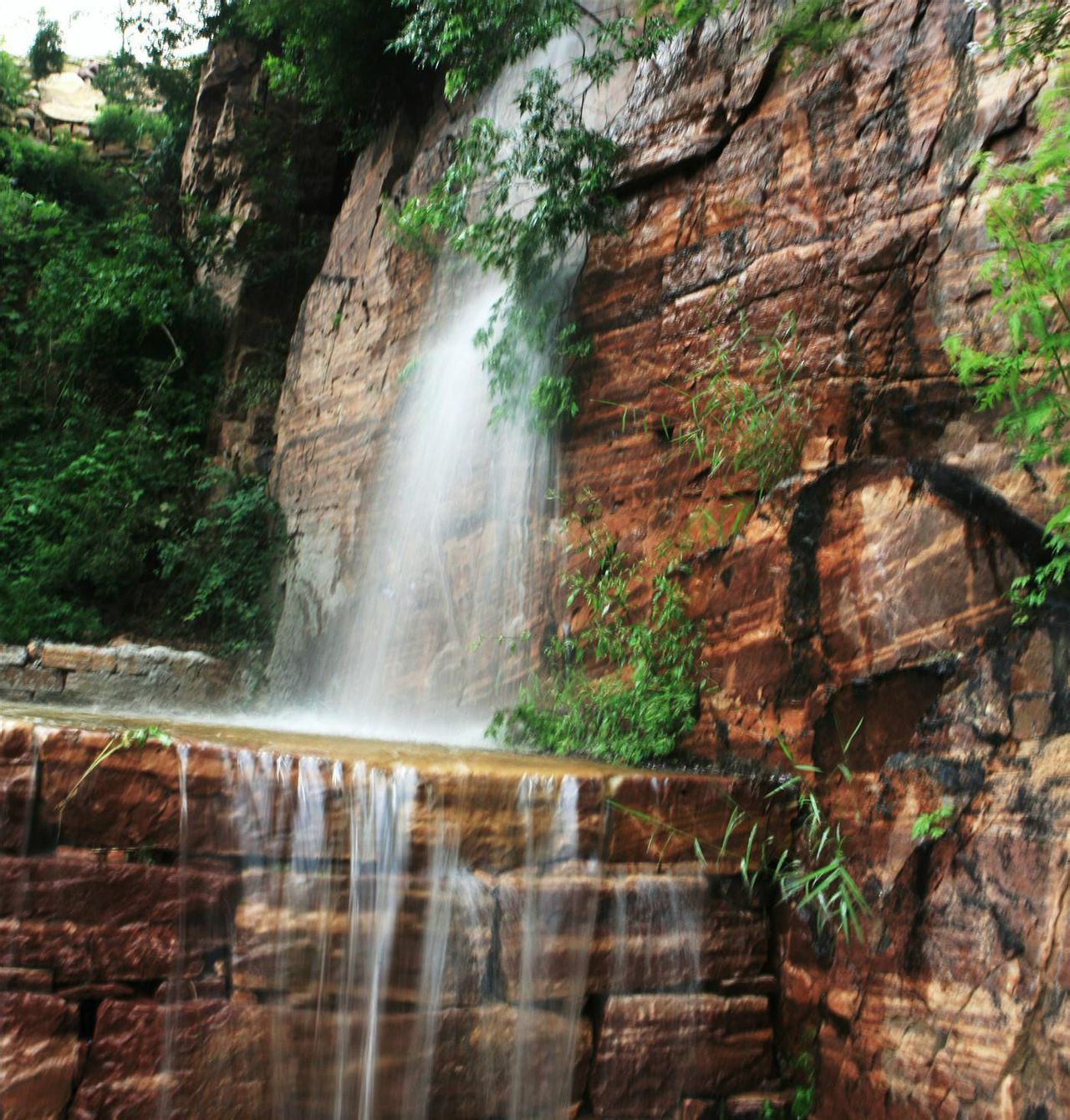  p>沙河市桃花源风景区全称河北省沙河市桃花源风景区,是集青山秀水和