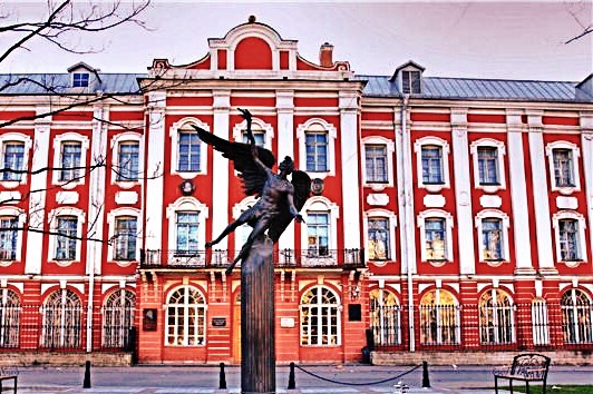  p>圣彼得堡国立大学(俄文:Санкт-Петербургский