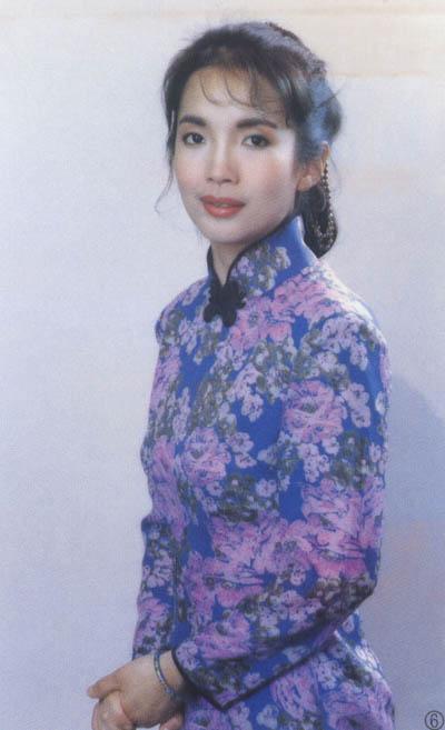  p>吕丽萍,1960年4月3日出生于北京市,中国内地女演员,北京群星艺术