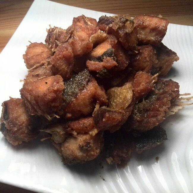 干炸咸大马哈鱼块