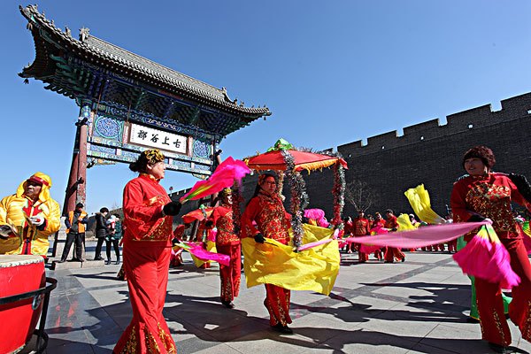  p>民间社火(义县社火),辽宁省义县 a target="_blank" href="/item