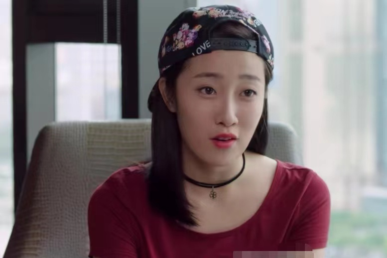  p data-id="tzuzhjxhwiwq">文文,都市轻喜剧 