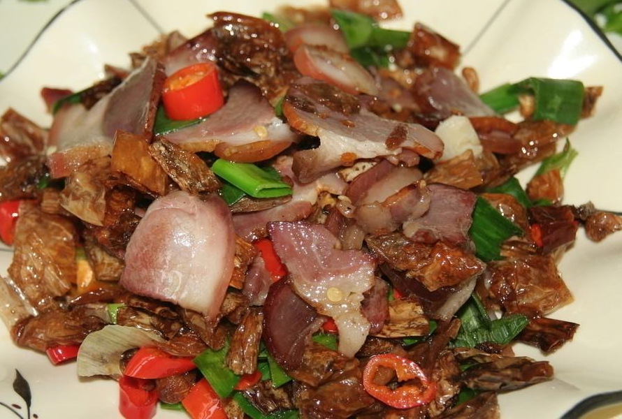 白椒炒腊肉