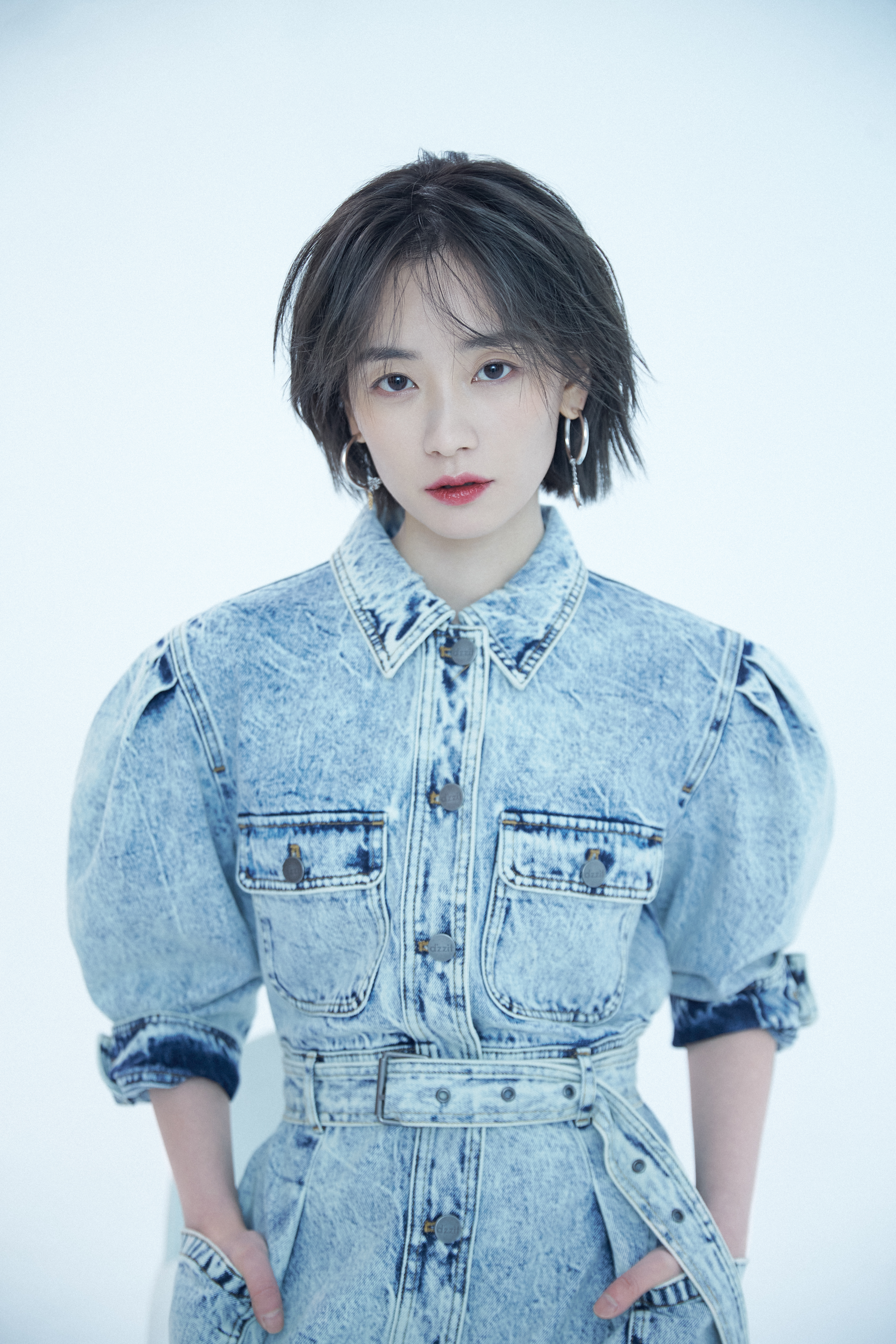 >刘雅瑟(原名刘欣),1989年1月13日出生于湖南省衡阳市,中国内地女演员