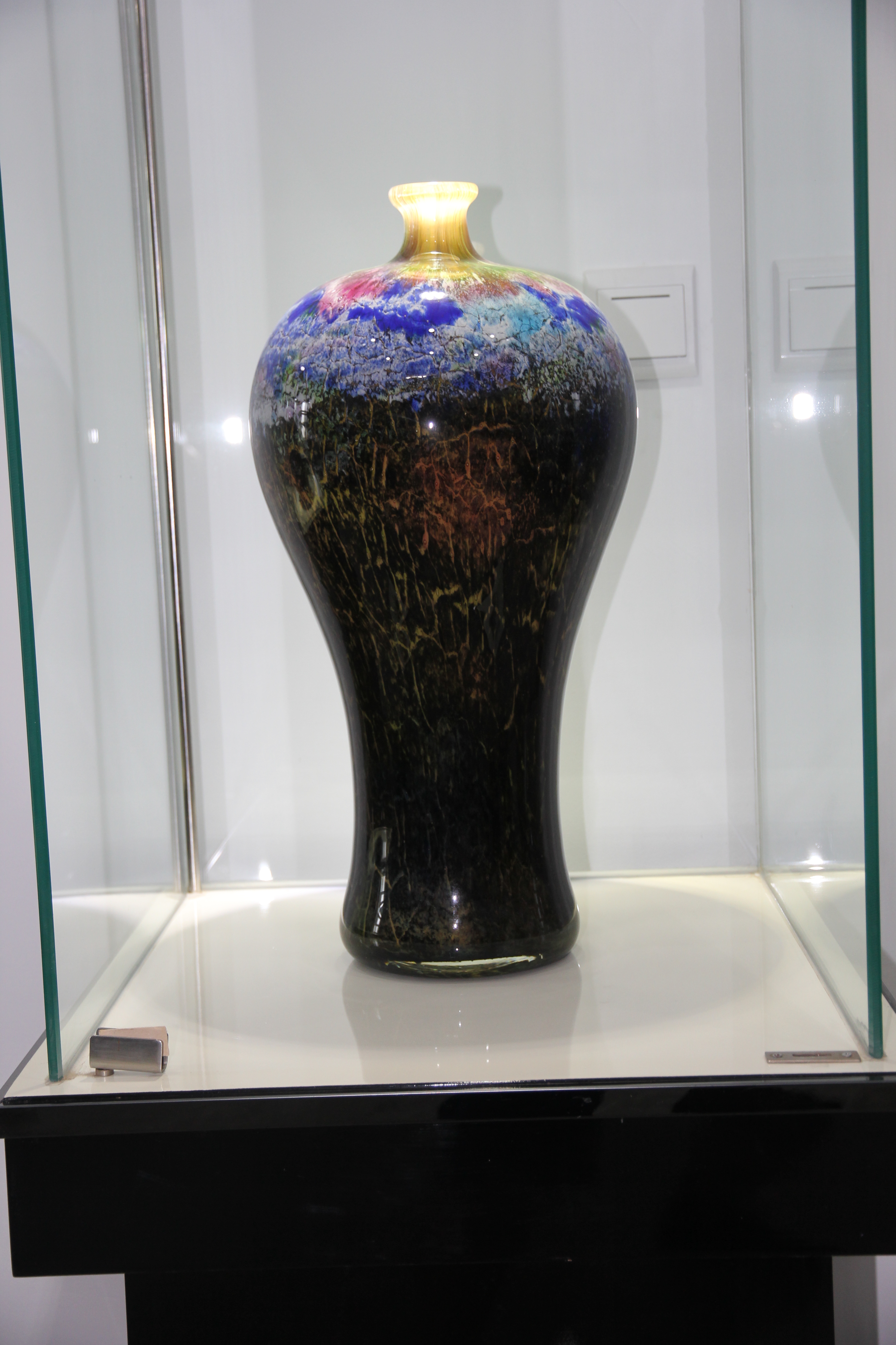 class="ref" data-ctrid="t9p565zejcsl">中国玻璃(琉璃)艺术大师 