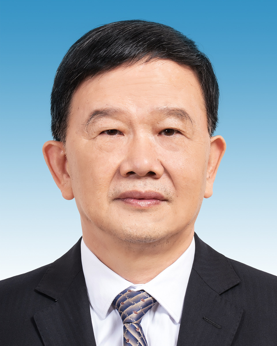 陈灿辉