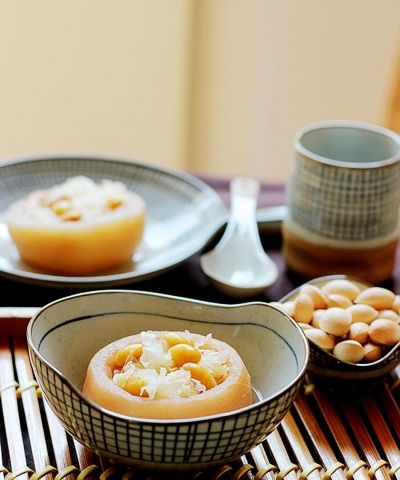 银耳白果雪梨盅