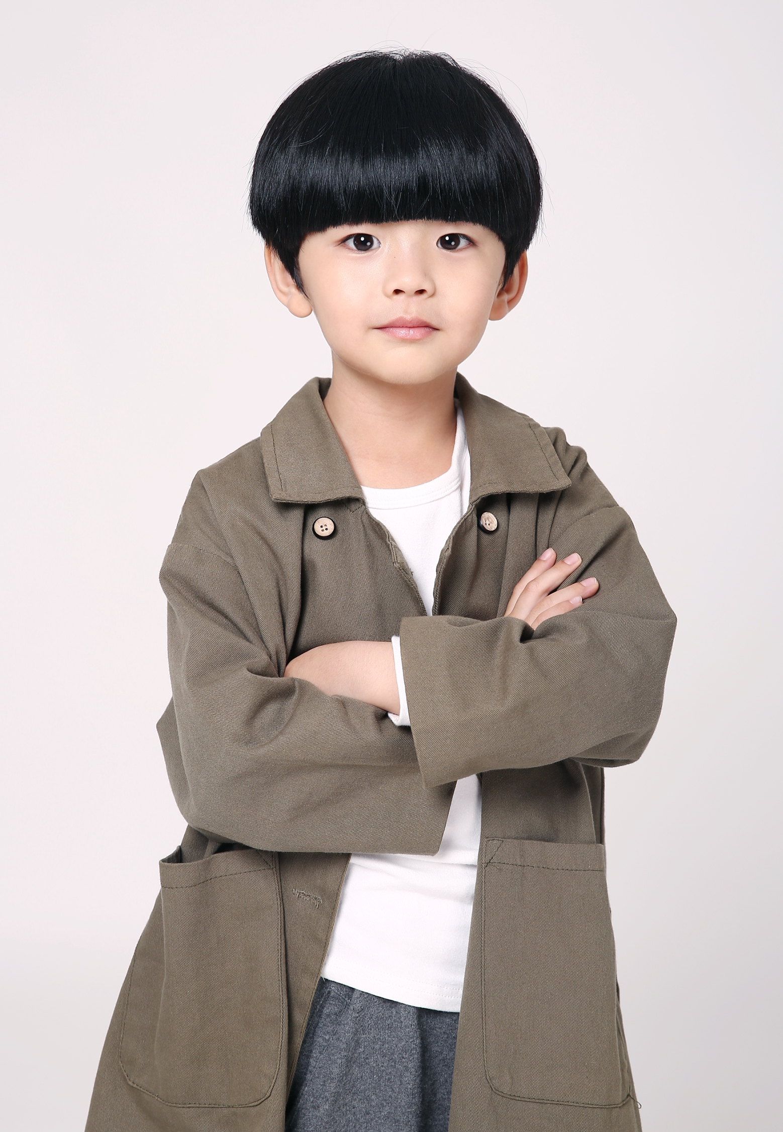  p data-id="gnbkwp1nxi">张博鑫,中国内地男演员 , span class="ref"