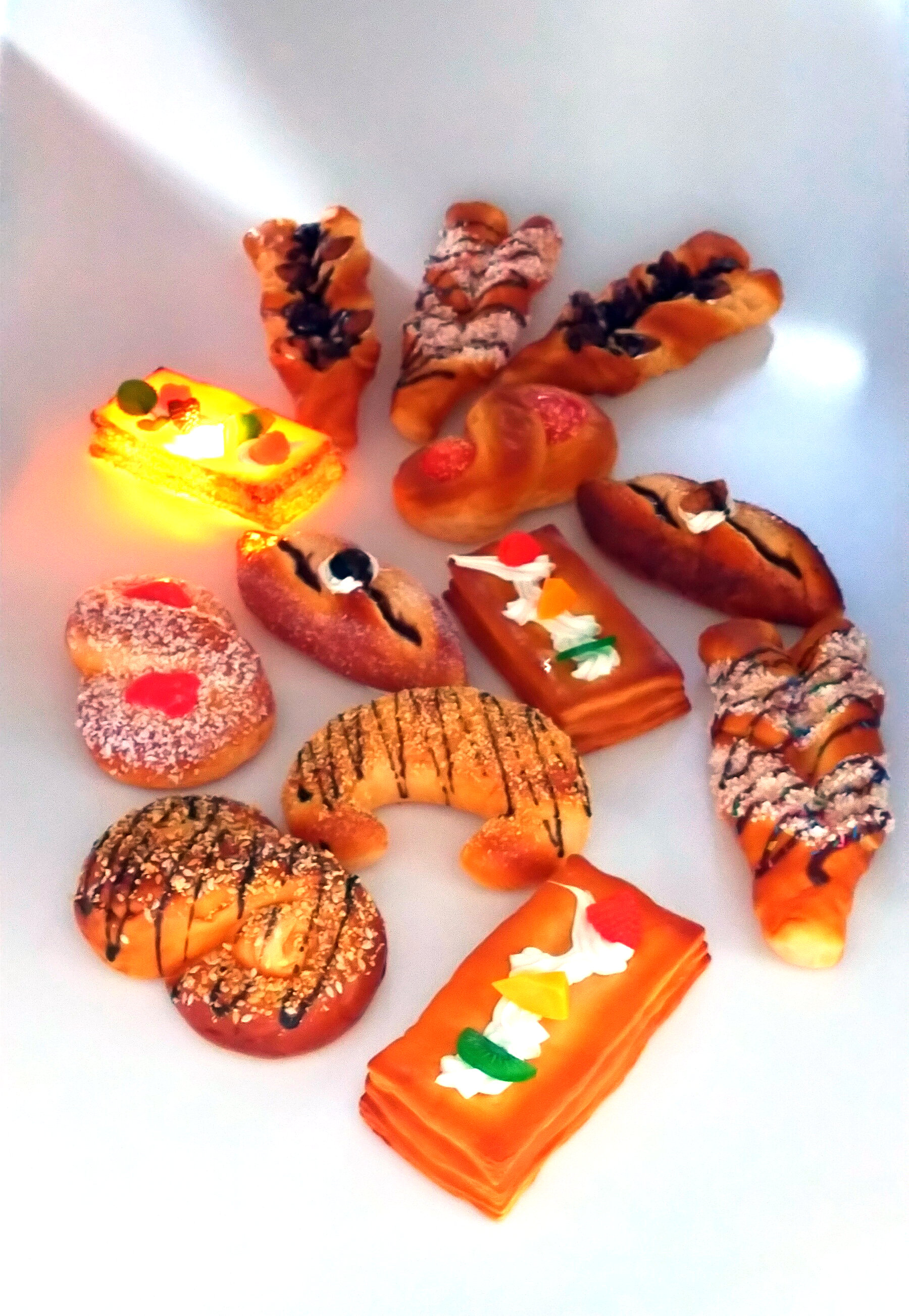  p> b>食品模型  /b>顾名思义就是食品(食物)的模型,也叫仿真食品,做