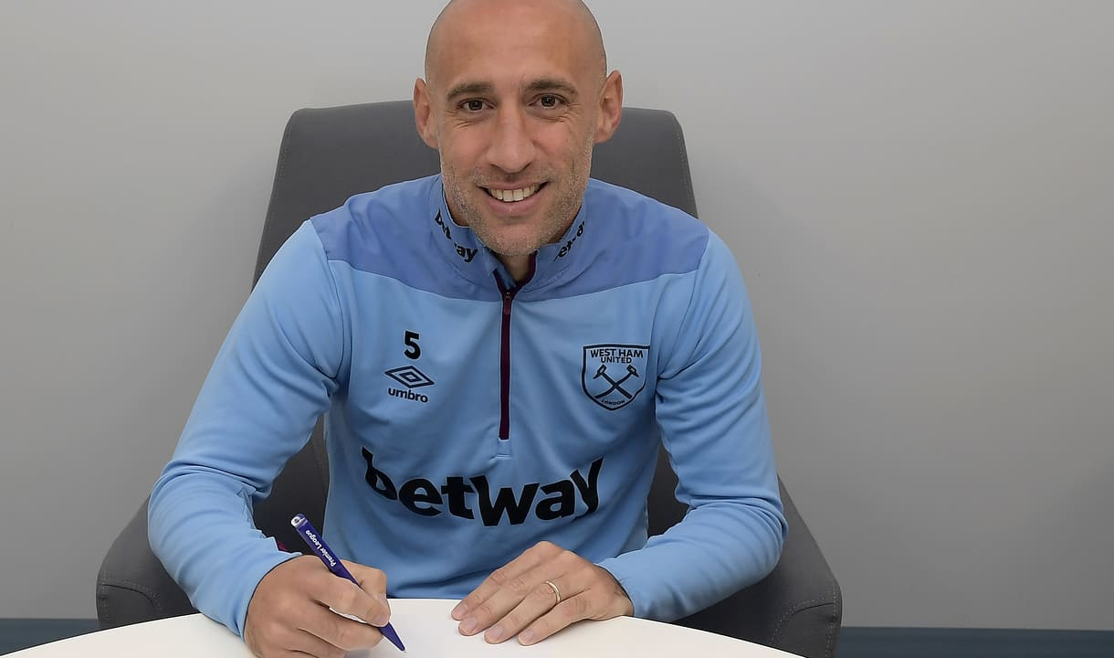  p data-id="gnbiyomp6q">巴勃罗·萨瓦莱塔(pablo zabaleta),全名