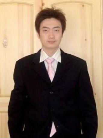  p>俄罗斯马林斯基剧院及俄罗斯卡宾纳音乐厅签约演员,马林斯基剧院