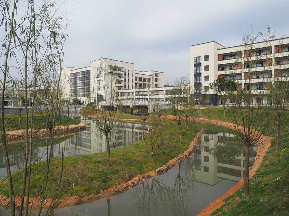 苍南县三禾高级中学