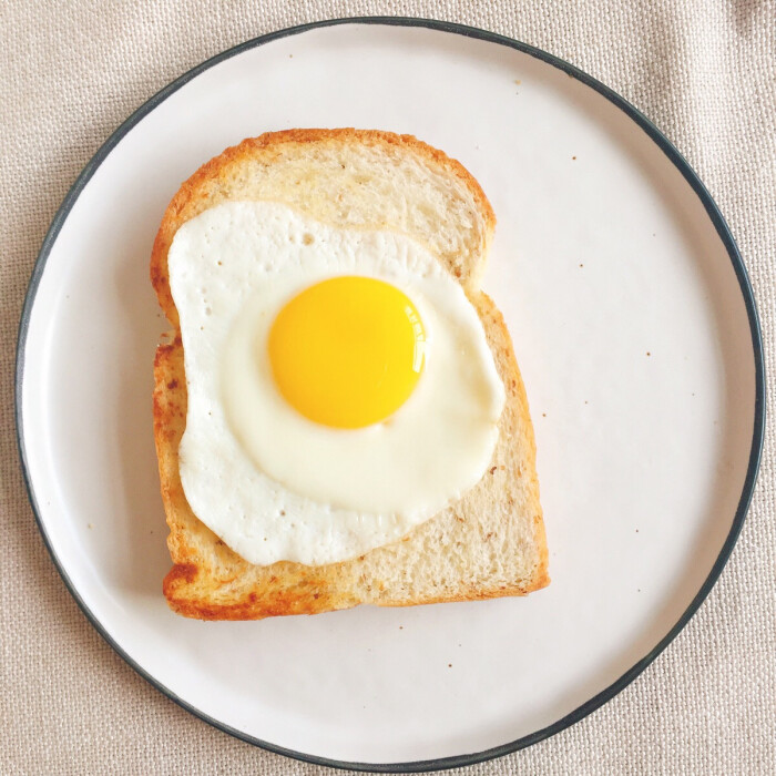 煎蛋吐司