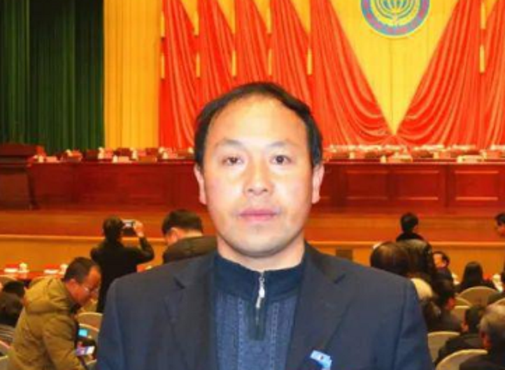  p>王威,现为 a target="_blank" href="/item/安徽省泗县第三中学