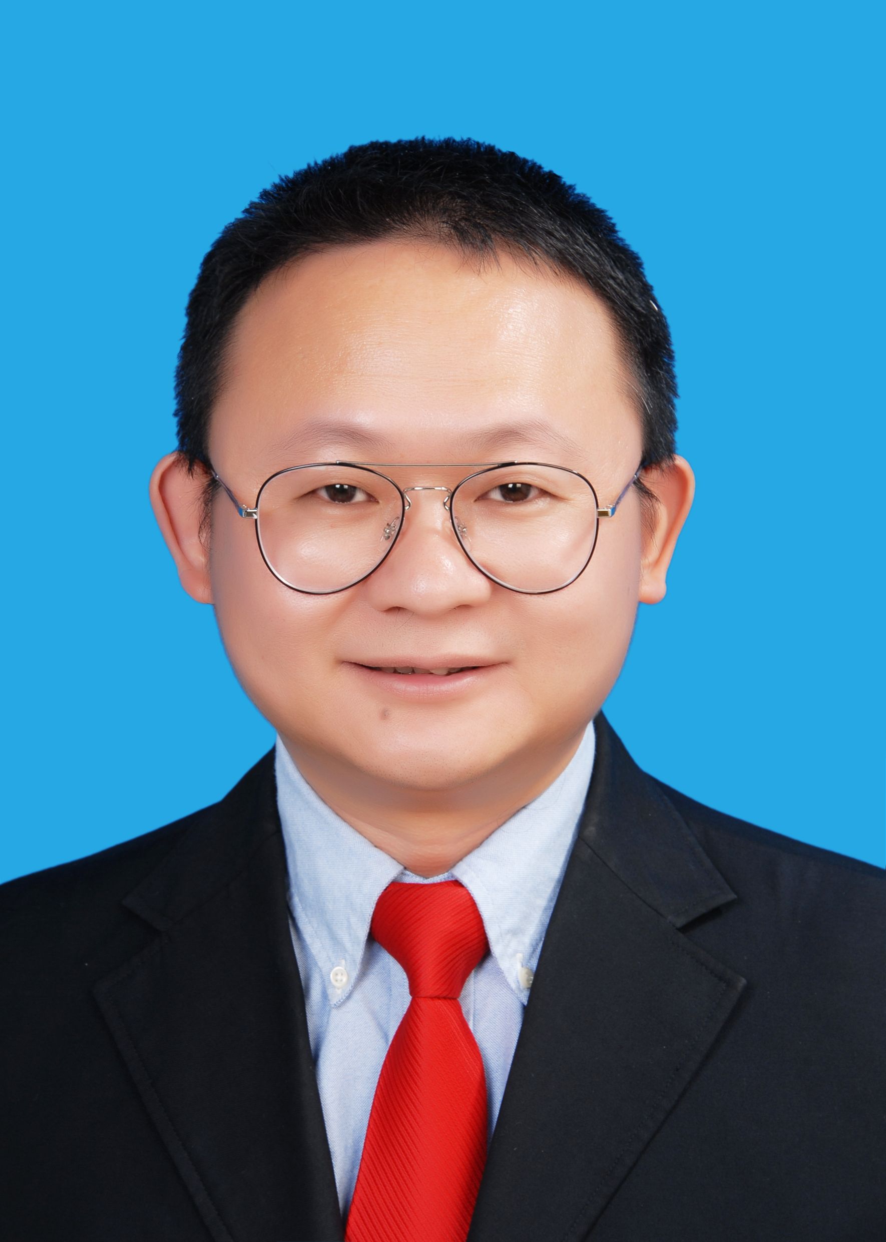data-ctrid="sifepv3m7y0c">王方,现任浙江省青田县东源镇党委副书记