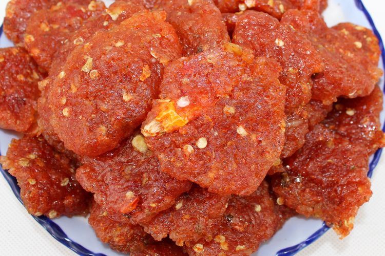  p data-id="gnyx0hvdbk">辣椒粑是江西景德镇传统的地方小吃. /p>