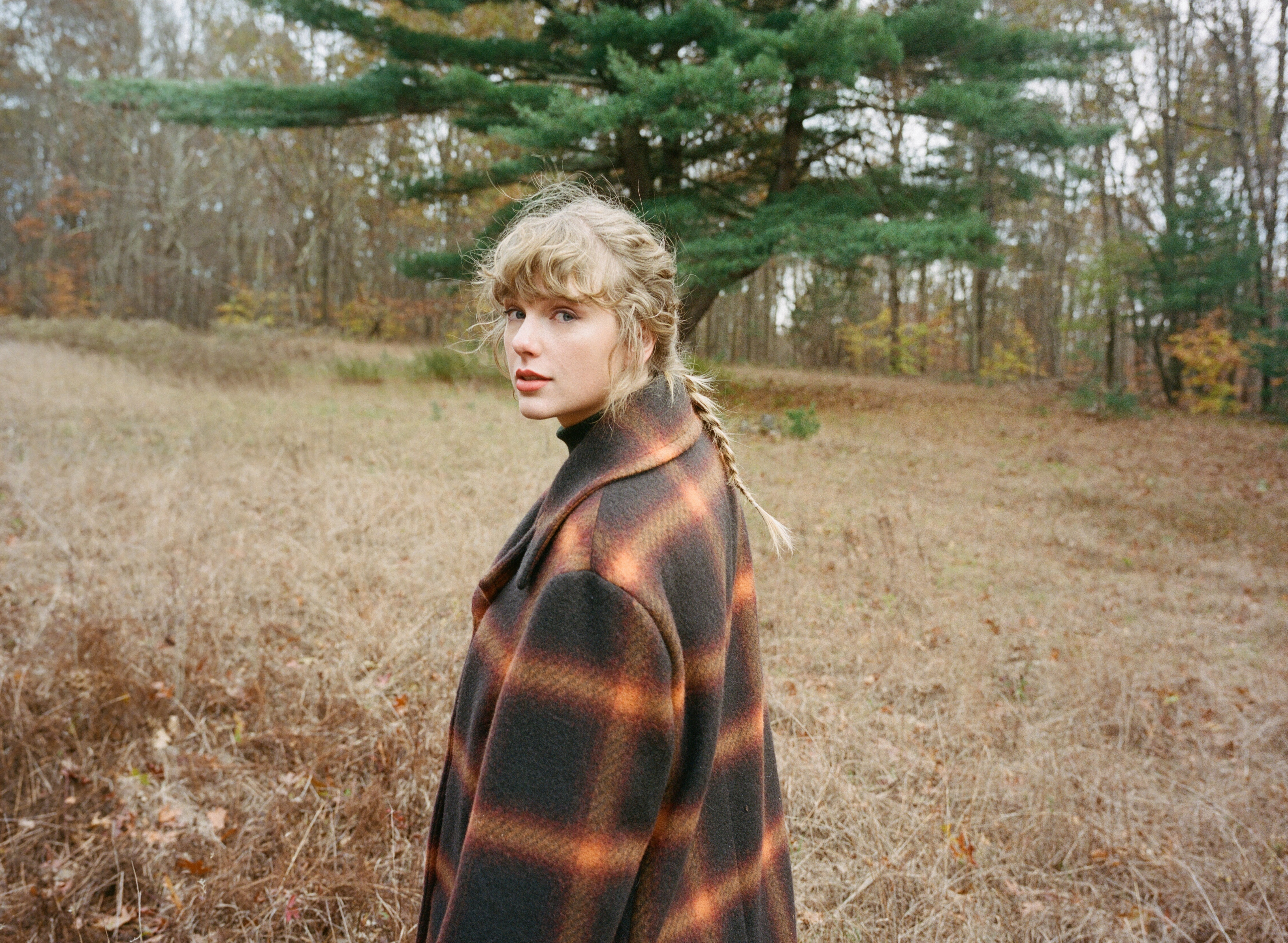  p>《evermore》是美国女歌手 a target="_blank" href="/item/泰勒