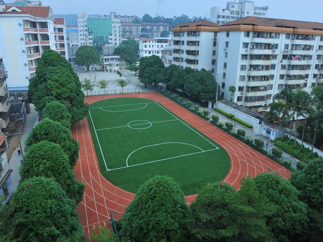 百色市实验小学
