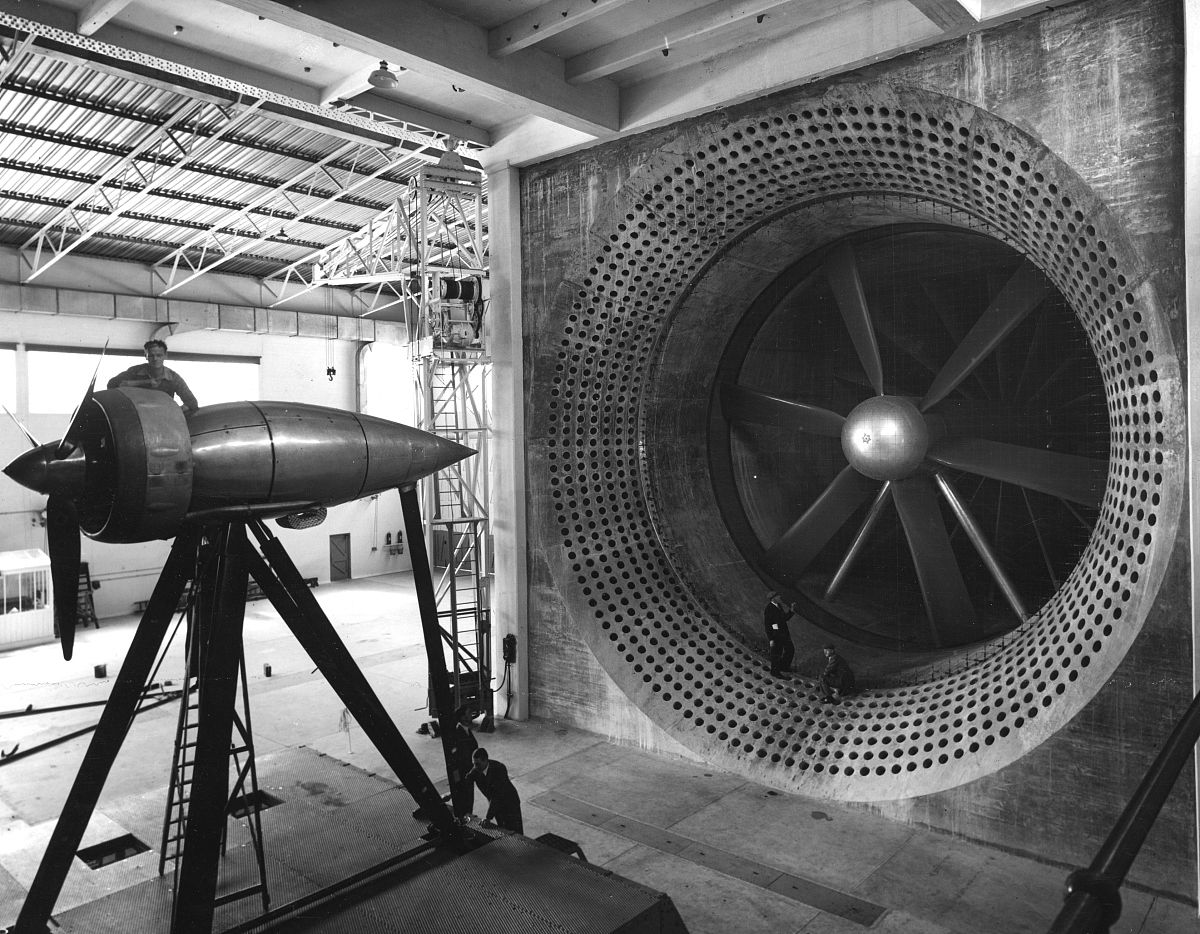 href="/item/风洞">风洞 /a>(windtunnel)是研制各种飞机 a target="