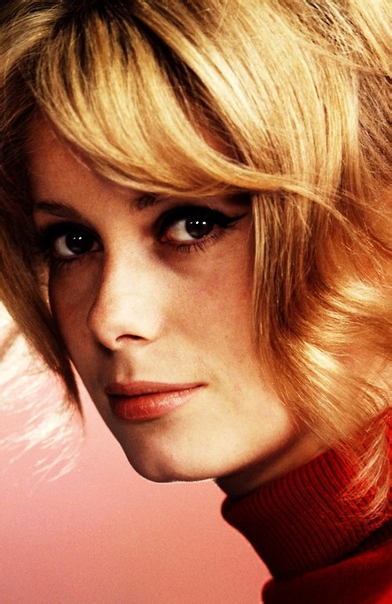  p>凯瑟琳·德纳芙(catherine deneuve),1943年10月22日出生于法国