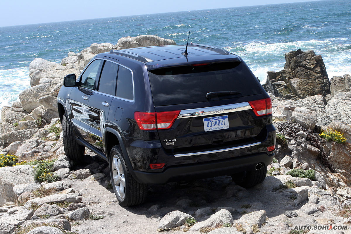  p>吉普大切诺基( a href="#" data-lemmaid="1403148">jeep /a>)是 a