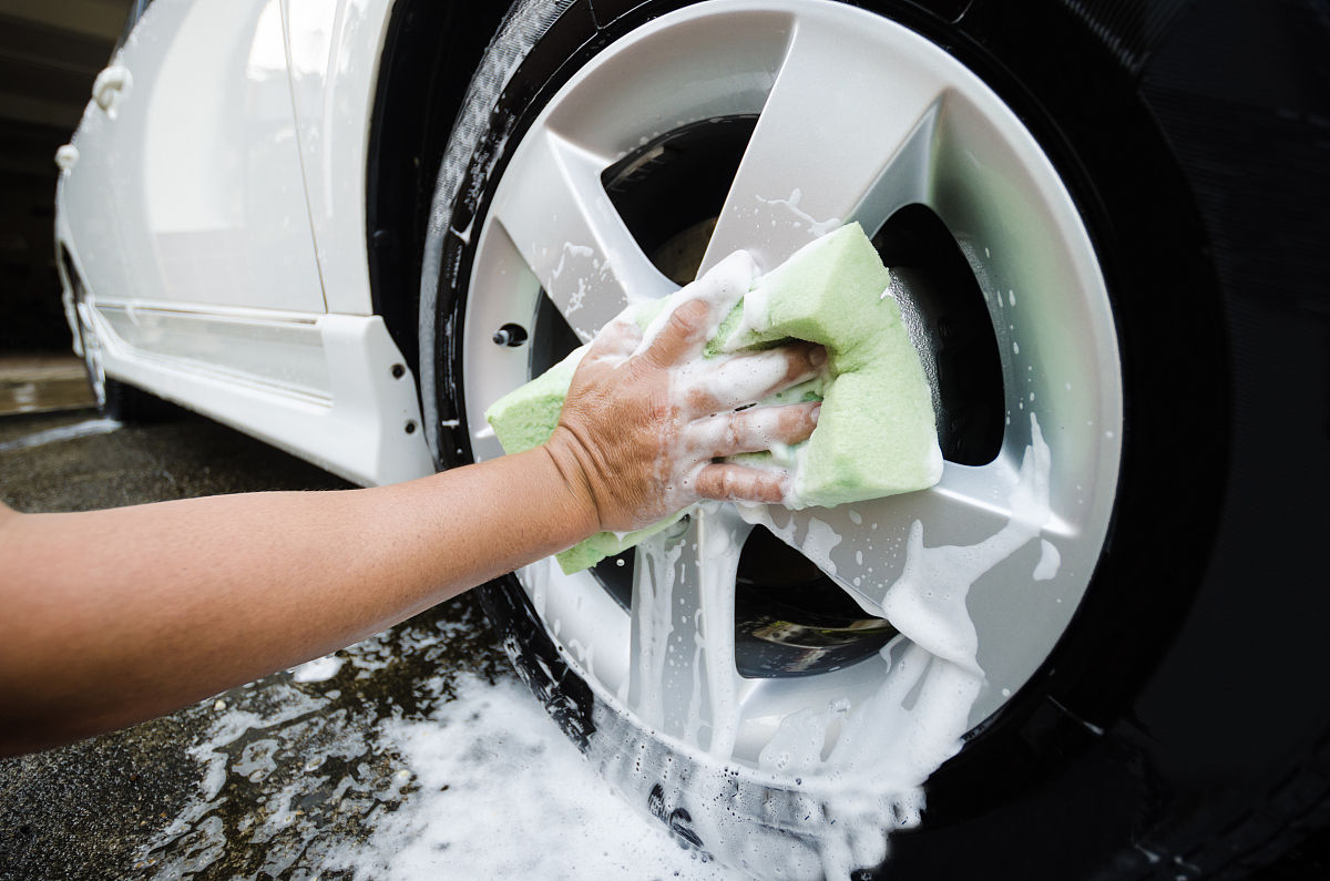 清洗汽车