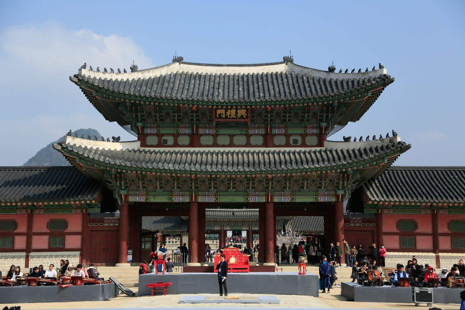 gyeongbokgung palace),是朝鲜半岛历史上最后一个统一王朝—— a