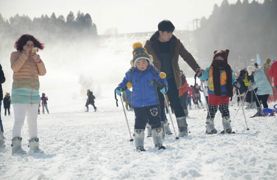 徐州督公湖滑雪场