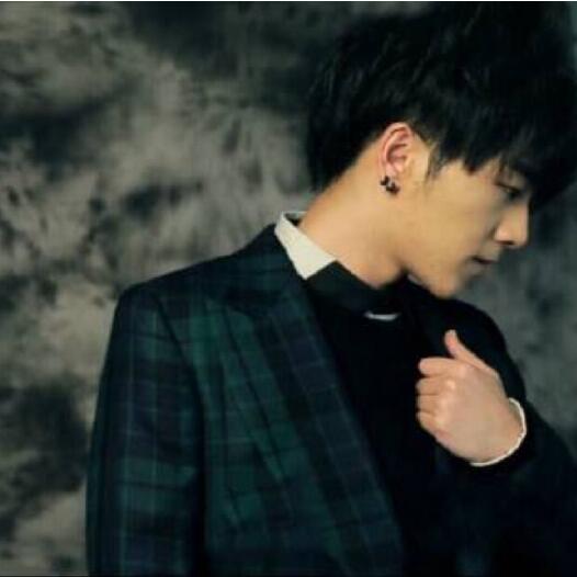  p>《朋友说》是由苏琛演唱的一首歌,由苏琛作曲,常定晨,苏琛谱曲.