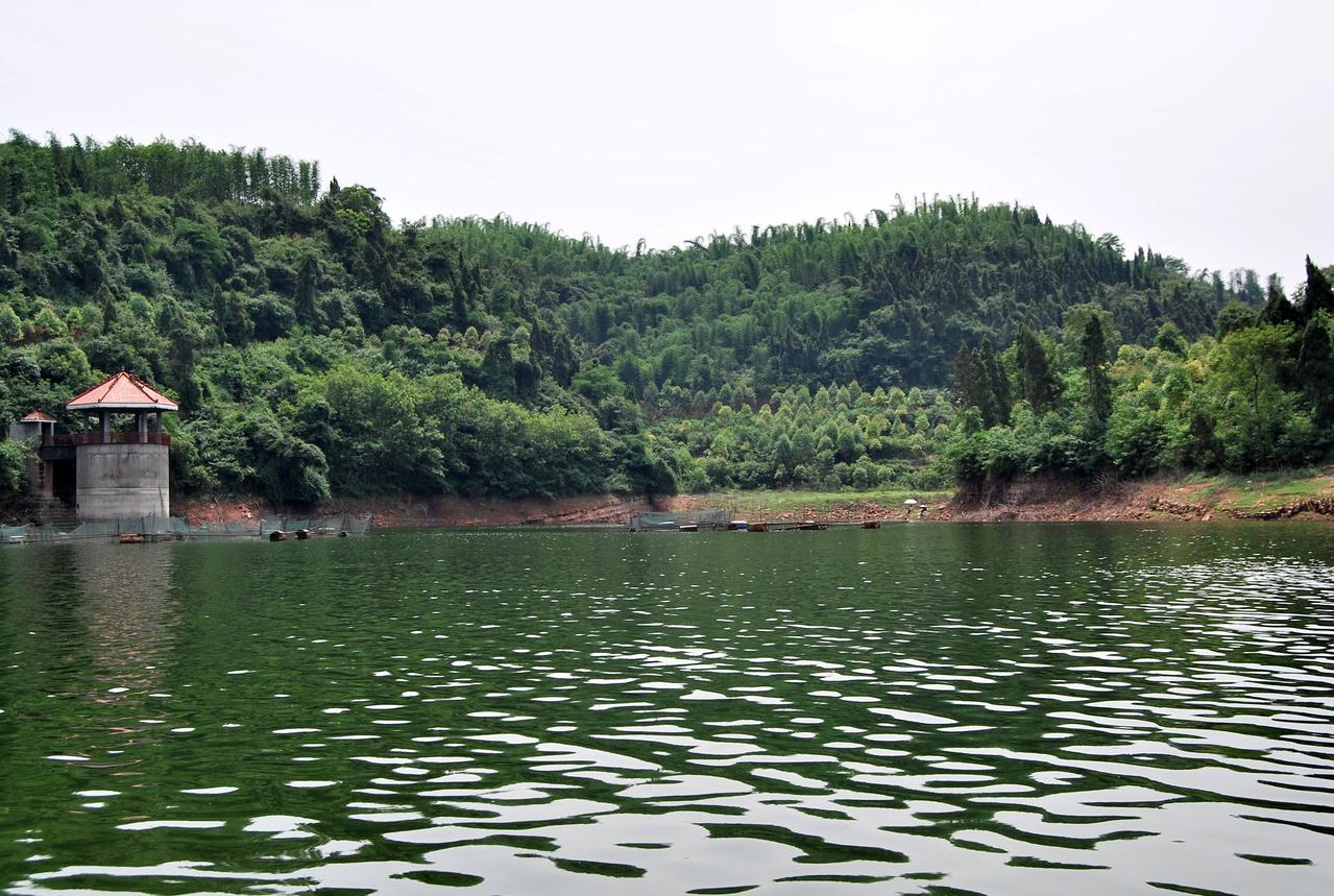 p data-id="gnwscquon3">望月湖,又名两河口水库,位于四川眉山市 a
