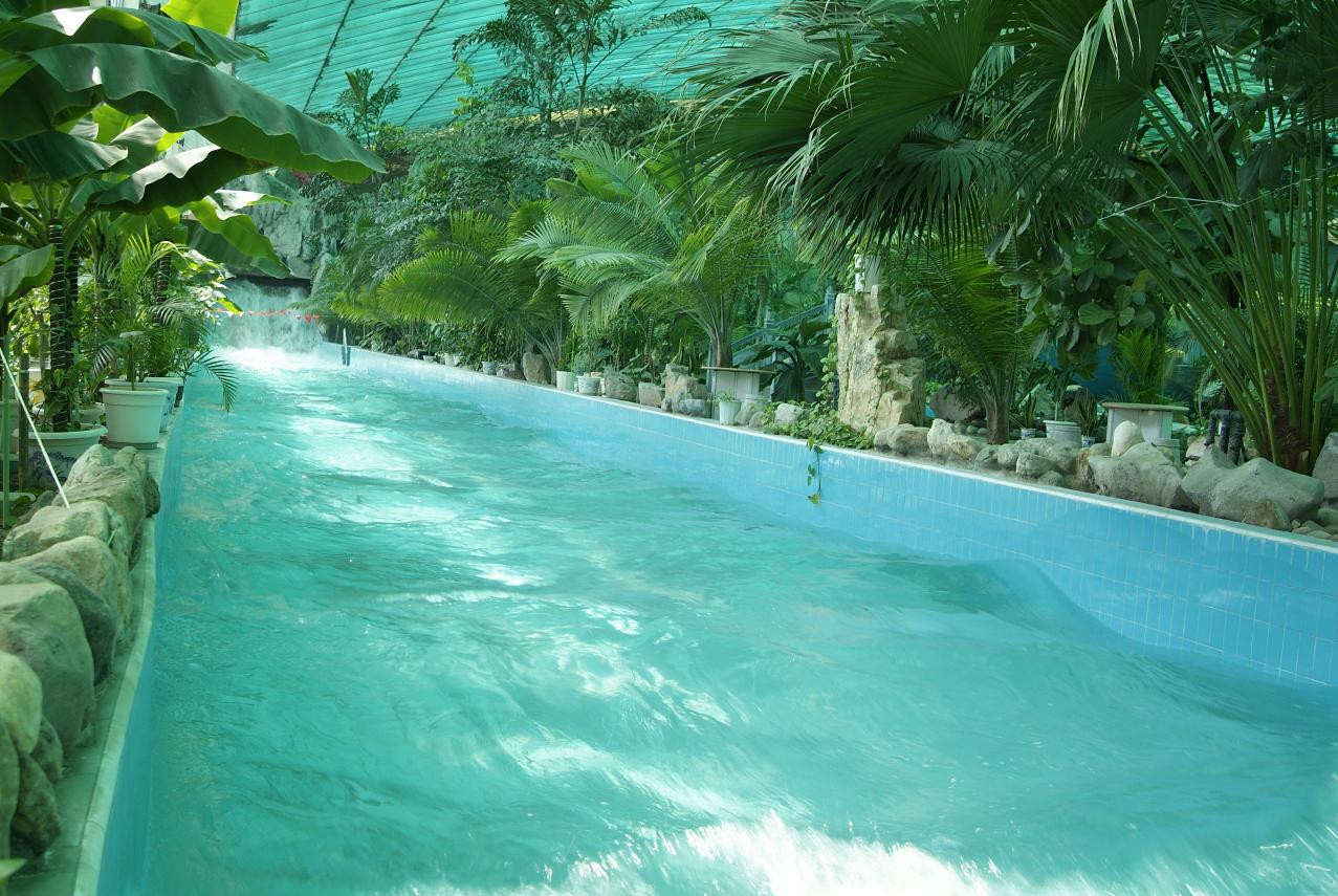  p>龙脉温泉度假村,位于 a target="_blank" href="/item/北京昌平