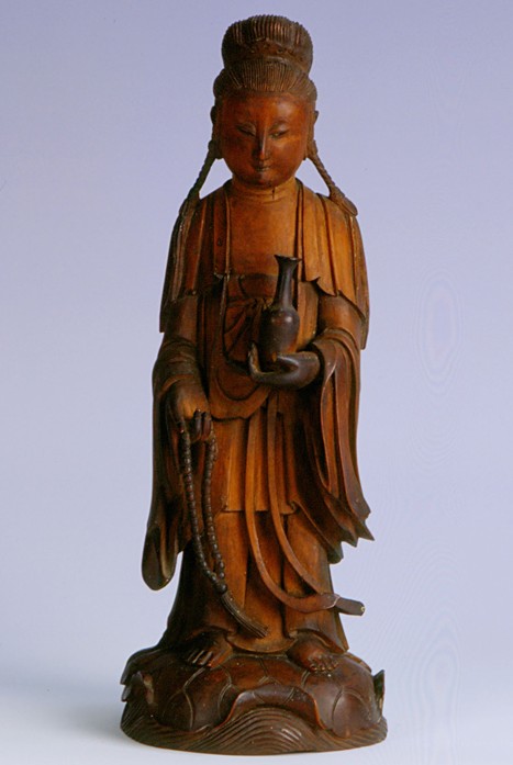 清黄杨木观音像