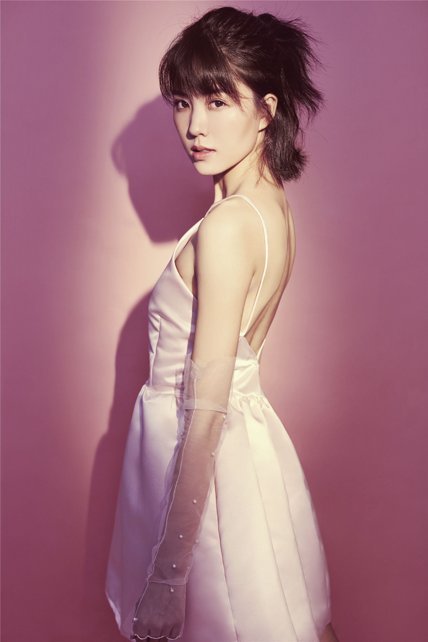  p data-id="gnbk6av9lt">李佳乐,中国内地影视女演员,2020年2月10日