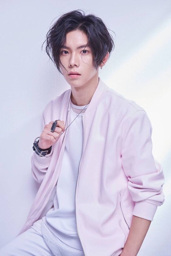  p>杨宇腾,1995年1月3日出生于日本名古屋, span