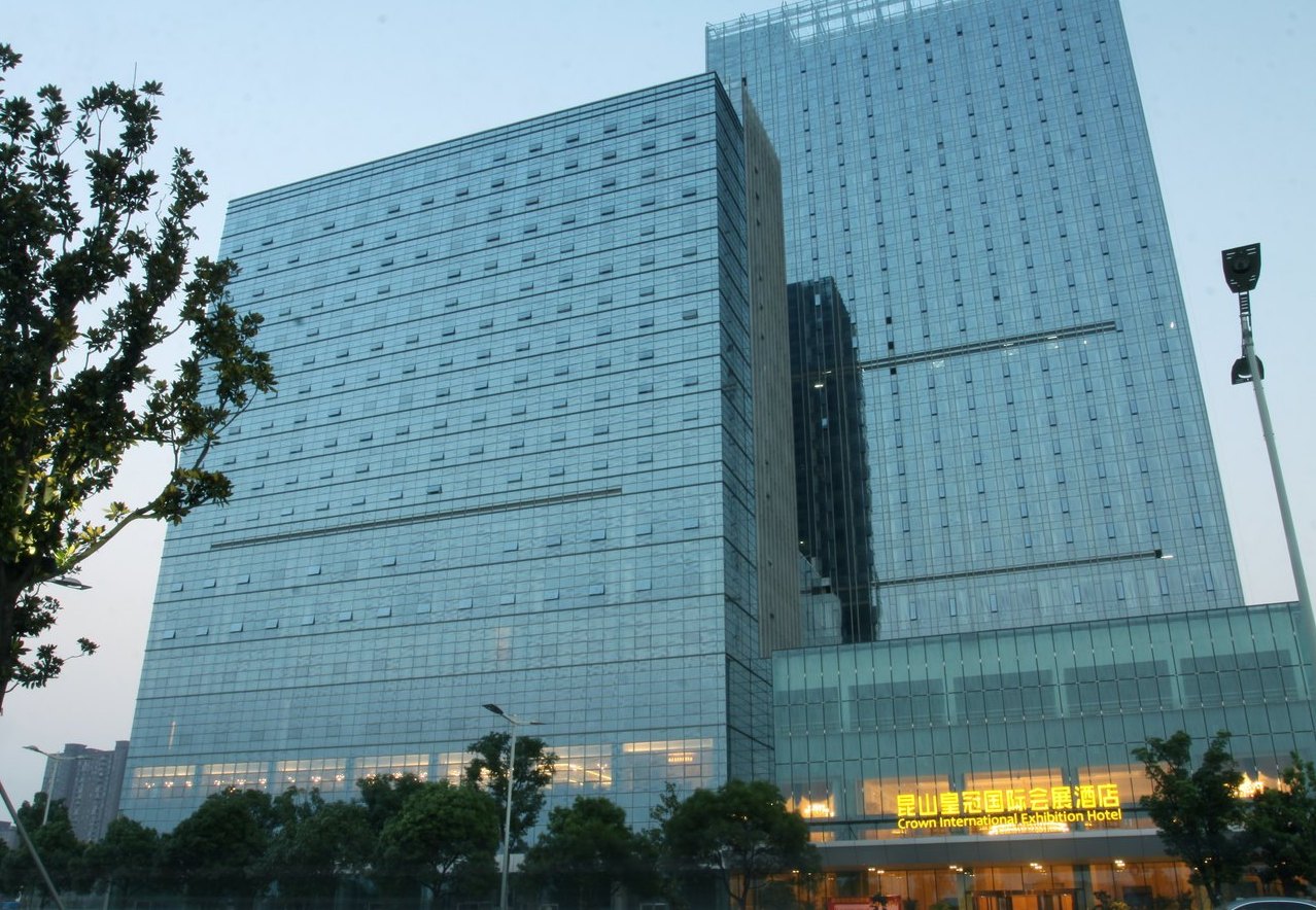  p>昆山市皇冠会展酒店,由一醉集团投资兴建,国际知名品牌设计公司