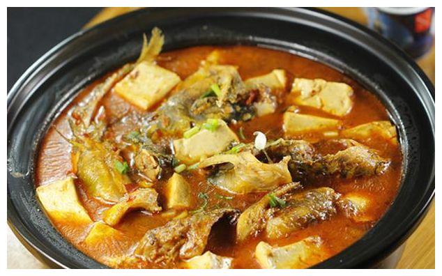 豆腐鱼煲