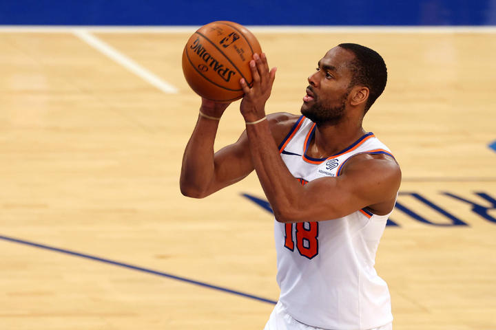  p>亚历克·伯克斯(alec burks),1991年7月21日出生于 a target="