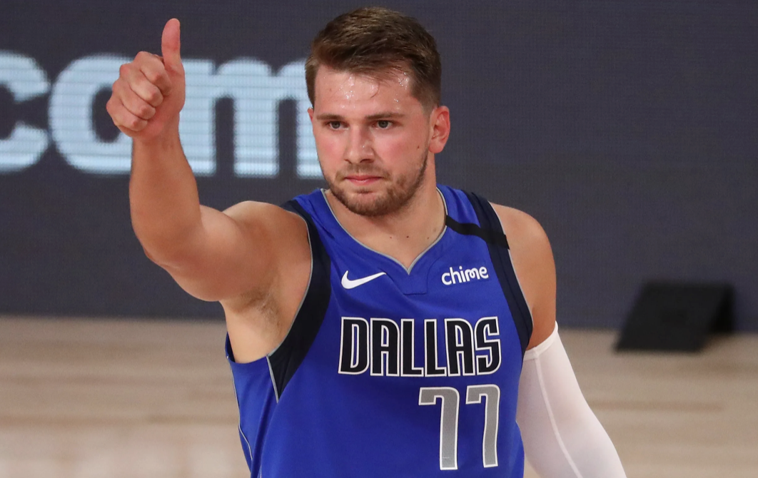  p>卢卡·东契奇(luka don  i  ),1999年2月28日出生于 a target="